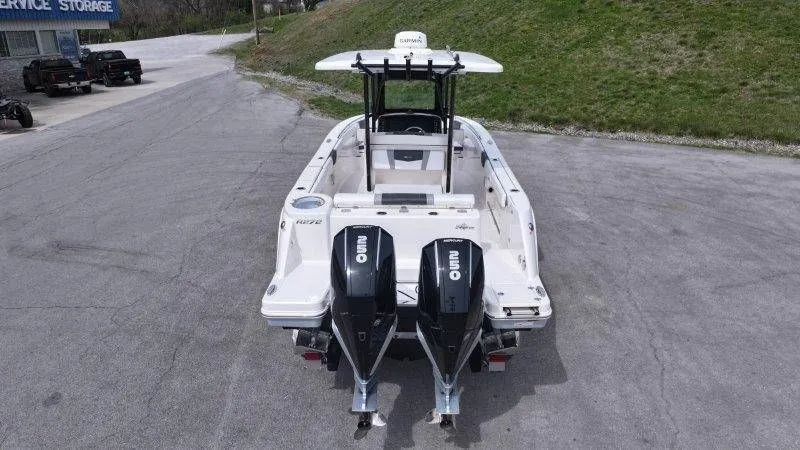 Slide: The Image of Robalo R272 Center Console 2019 - 46