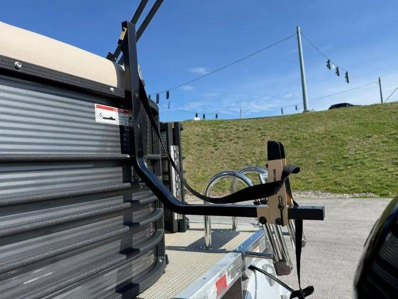 Slide: The Image of Lexington 5 Series 2018 - 107