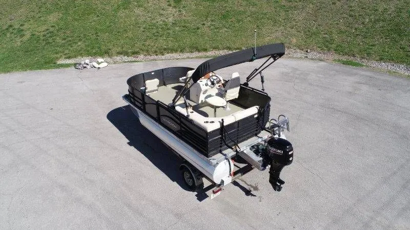 Slide: The Image of Lexington 5 Series 2018 - 117