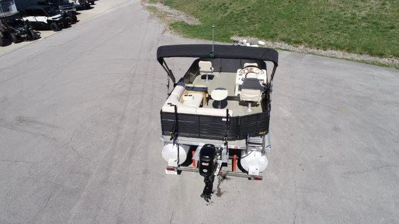 Slide: The Image of Lexington 5 Series 2018 - 133