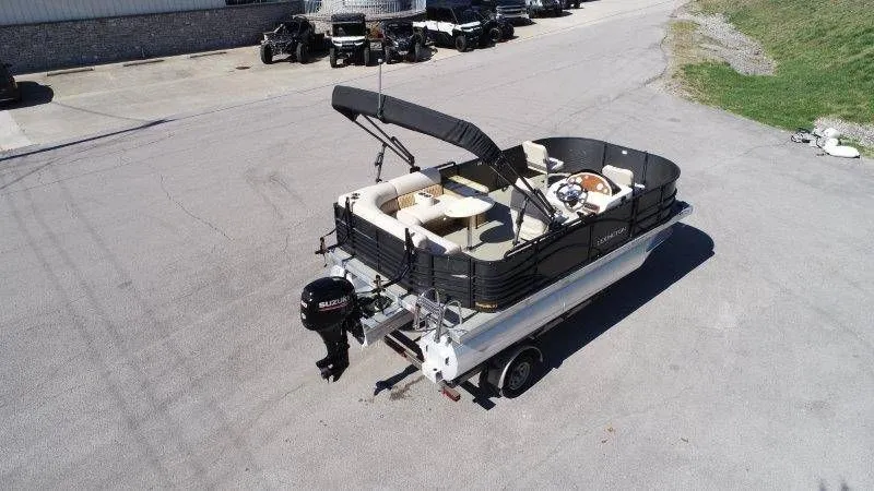 Slide: The Image of Lexington 5 Series 2018 - 137