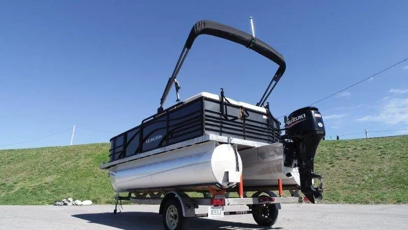 Slide: The Image of Lexington 5 Series 2018 - 71