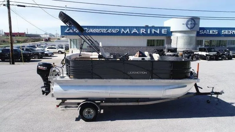 Slide: The Image of Lexington 5 Series 2018 - 87