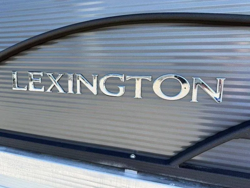 Slide: The Image of Lexington 5 Series 2018 - 96