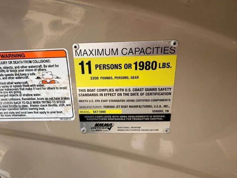 Slide: The Image of Yamaha 242 Limited S 2014 capacity: 11 persons or 1980 lbs. - 48