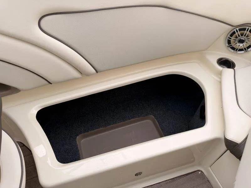 Slide: The Image of Yamaha 242 Limited S 2014 - 50