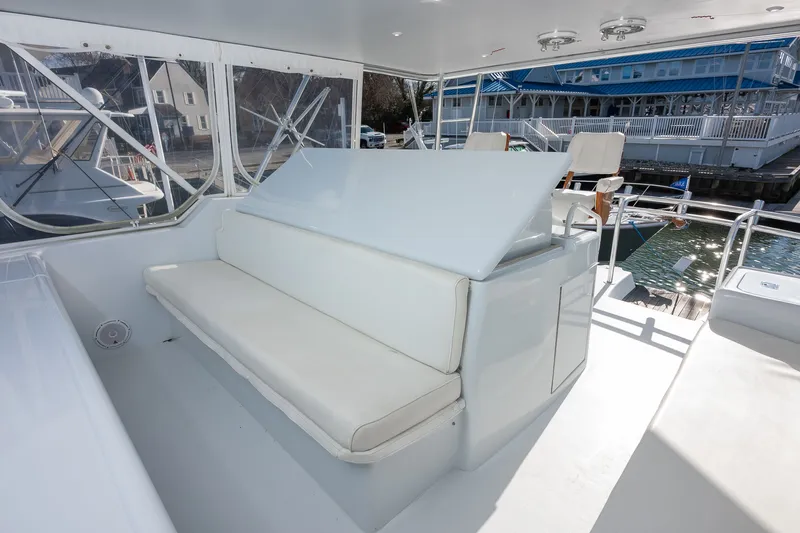 Slide: The Image of Hatteras 60 Convertible 2001 - 18