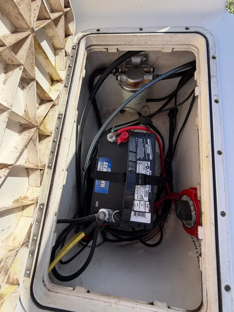 Slide: The Image of Key West 1720 Center Console 2014 - 19