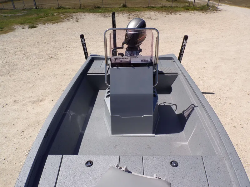Slide: The Image of 2021 Xpress H190B Bay boat on dry land. - 3