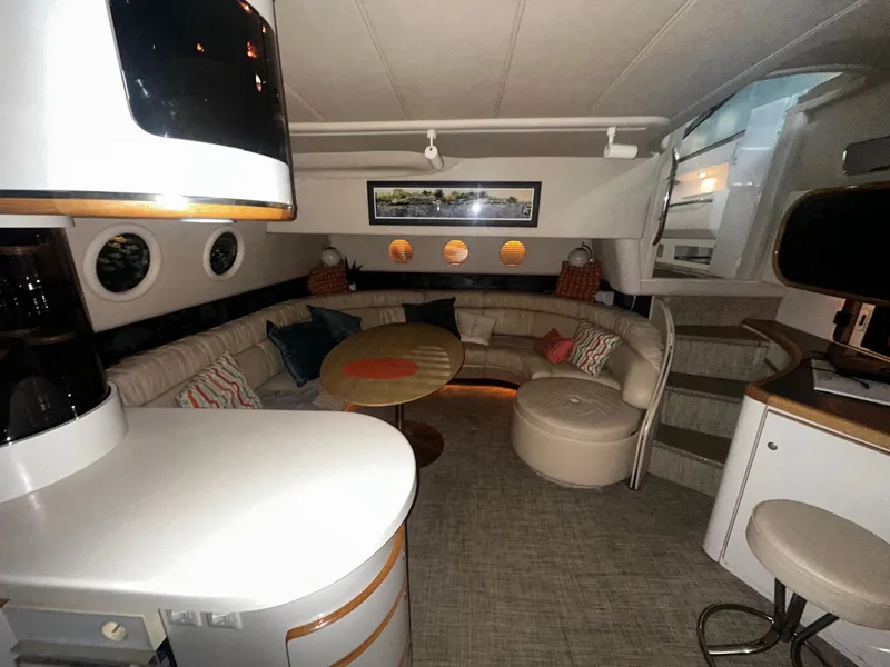 Slide: The Image of Interior of 1996 Sea Ray 500 Sundancer yacht. - 40