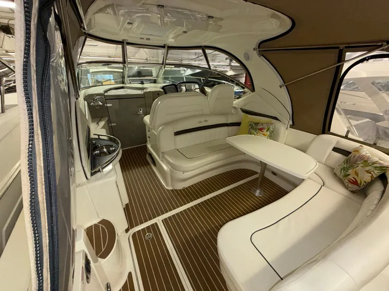 Slide: The Image of Sea Ray 390 Sundancer 2004 - 10