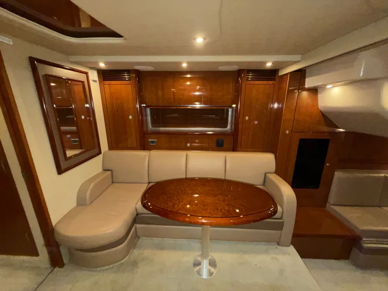 Slide: The Image of Sea Ray 390 Sundancer 2004 - 23