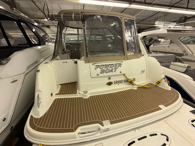 Slide: The Image of Sea Ray 390 Sundancer 2004 - 5