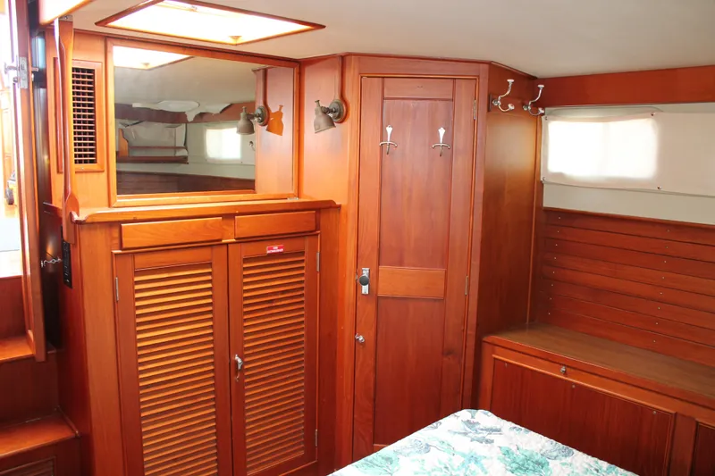Slide: The Image of Master Stateroom - 29