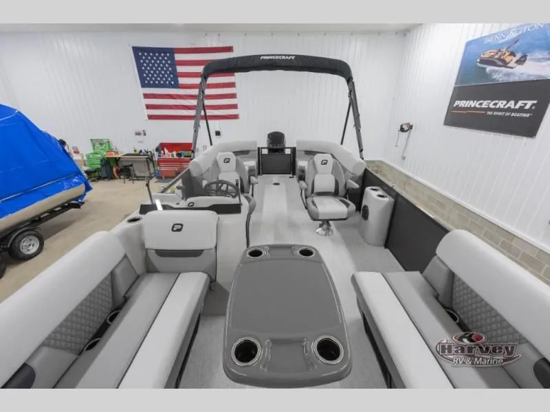 Slide: The Image of Vectra Classic 21 QL 2026 - 10