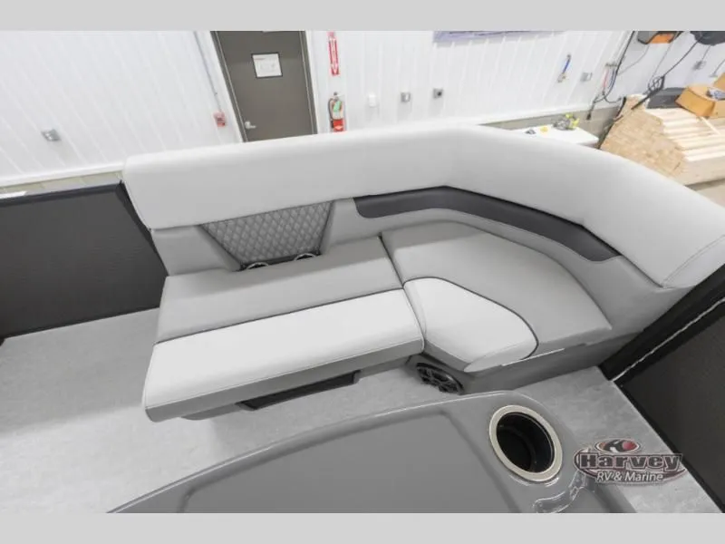 Slide: The Image of Vectra Classic 21 QL 2026 - 15