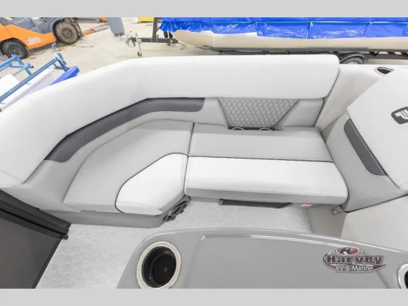 Slide: The Image of Vectra Classic 21 QL 2026 - 18