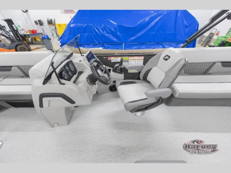 Slide: The Image of Vectra Classic 21 QL 2026 - 21