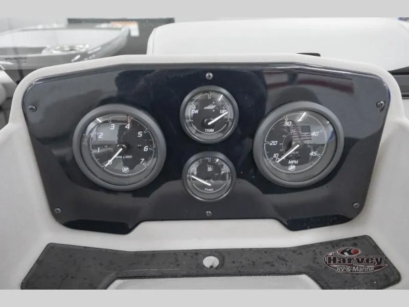 Slide: The Image of Vectra Classic 21 QL 2026 - 24