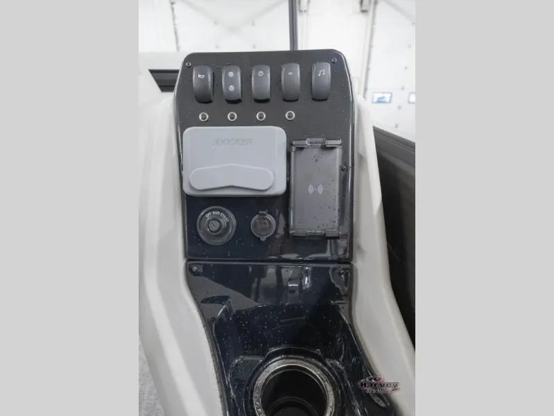 Slide: The Image of Vectra Classic 23 QL 2026 - 25