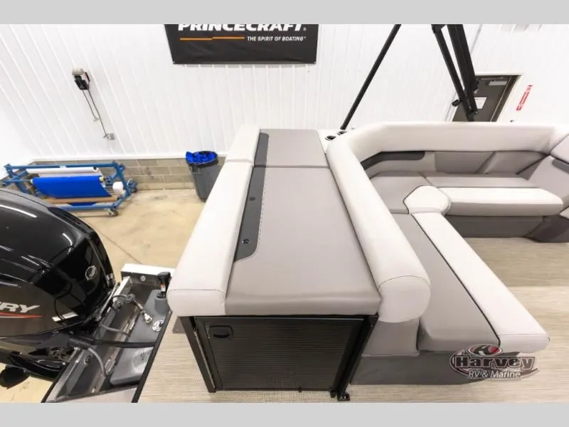 Slide: The Image of Vectra Classic 21L 2026 - 17