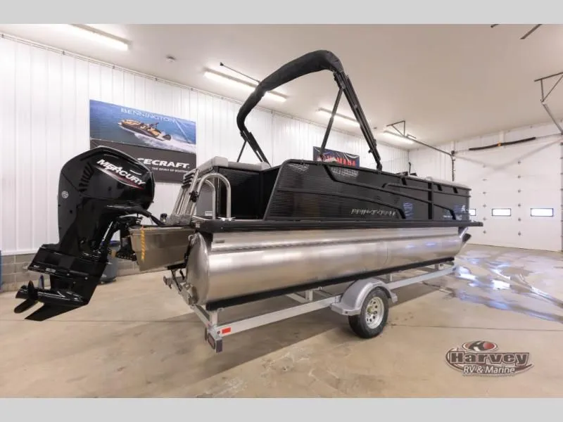 Slide: The Image of Vectra Classic 21L 2026 - 7