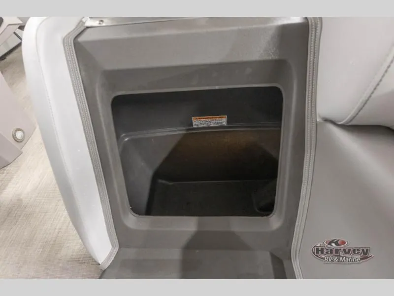 Slide: The Image of Vectra Classic 21L 2026 - 12