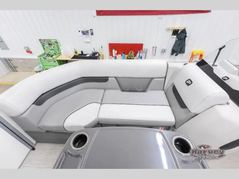 Slide: The Image of Vectra Classic 21 QL 2026 - 13