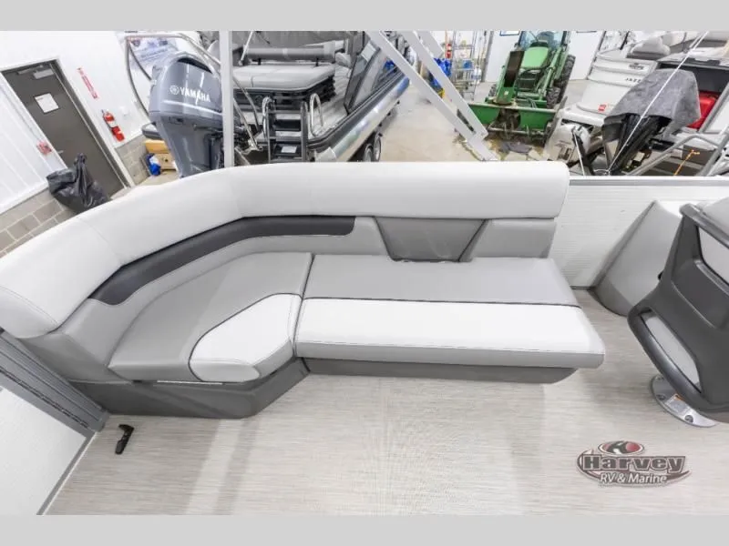 Slide: The Image of Vectra Classic 21 QL 2026 - 21