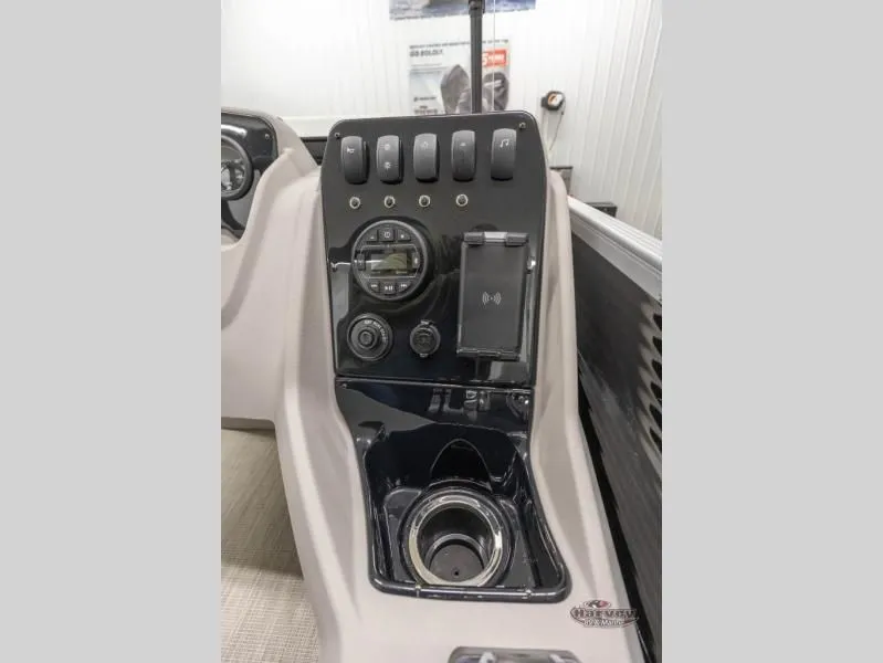 Slide: The Image of Vectra Classic 21 QL 2026 - 19