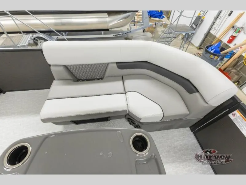 Slide: The Image of Vectra Classic 21 QL 2026 - 10