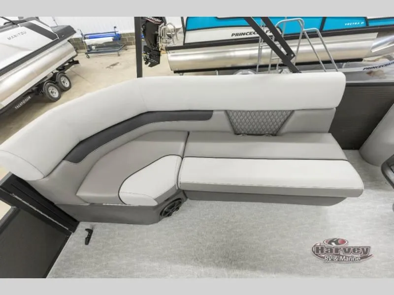 Slide: The Image of Vectra Classic 21 QL 2026 - 17