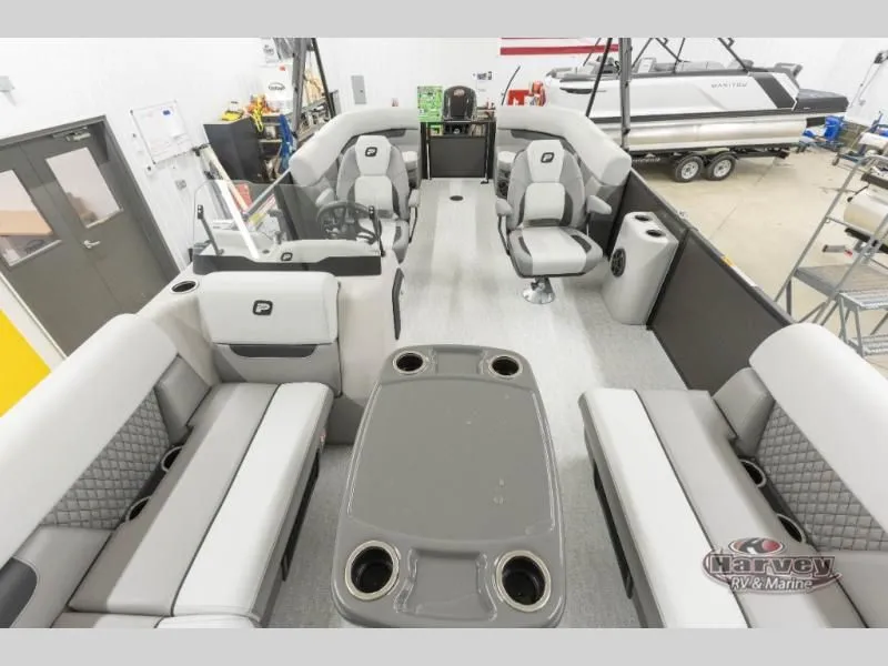 Slide: The Image of Vectra Classic 21 QL 2026 - 8