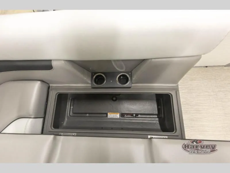 Slide: The Image of Sportfisher 21-4S 2026 - 16