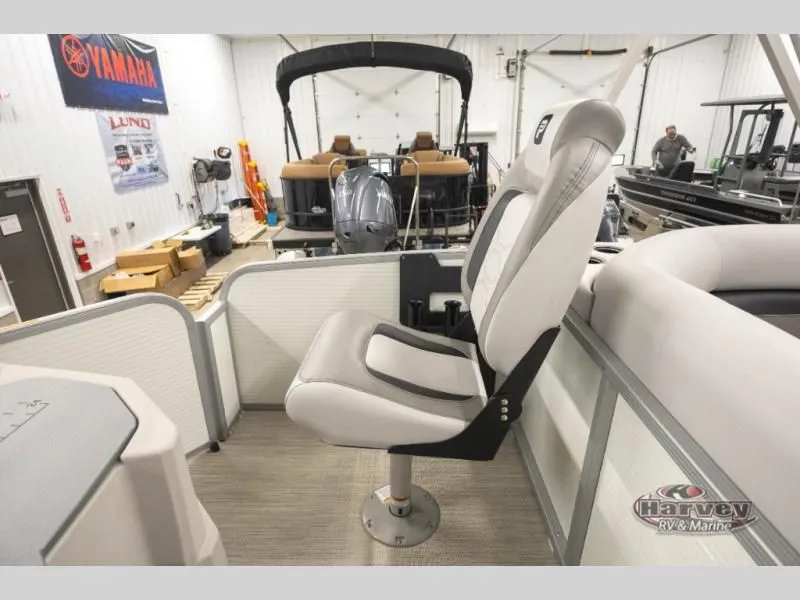 Slide: The Image of Sportfisher 21-4S 2026 - 18