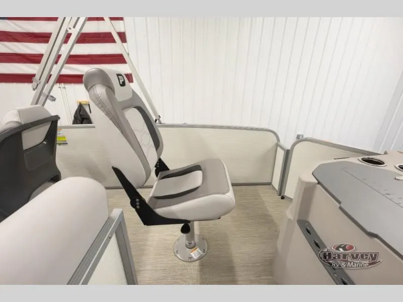 Slide: The Image of Sportfisher 21-4S 2026 - 22