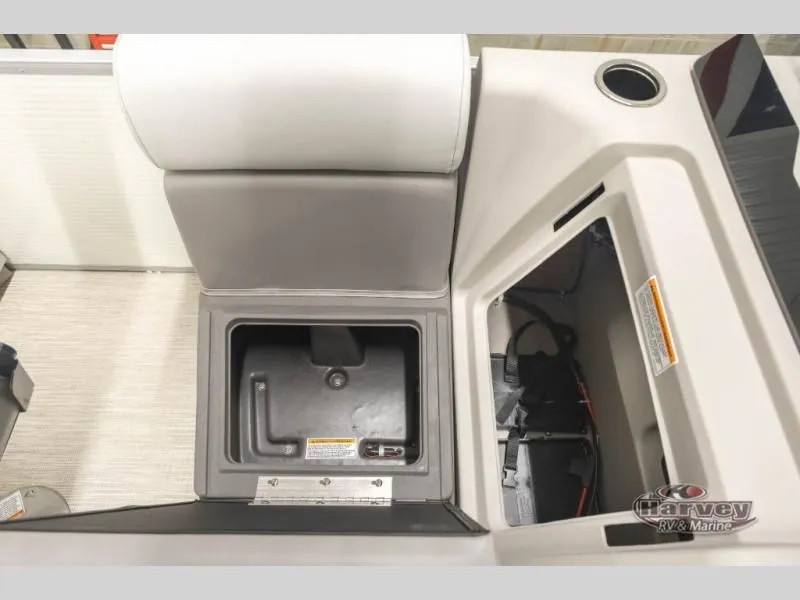 Slide: The Image of Sportfisher 21-4S 2026 - 29