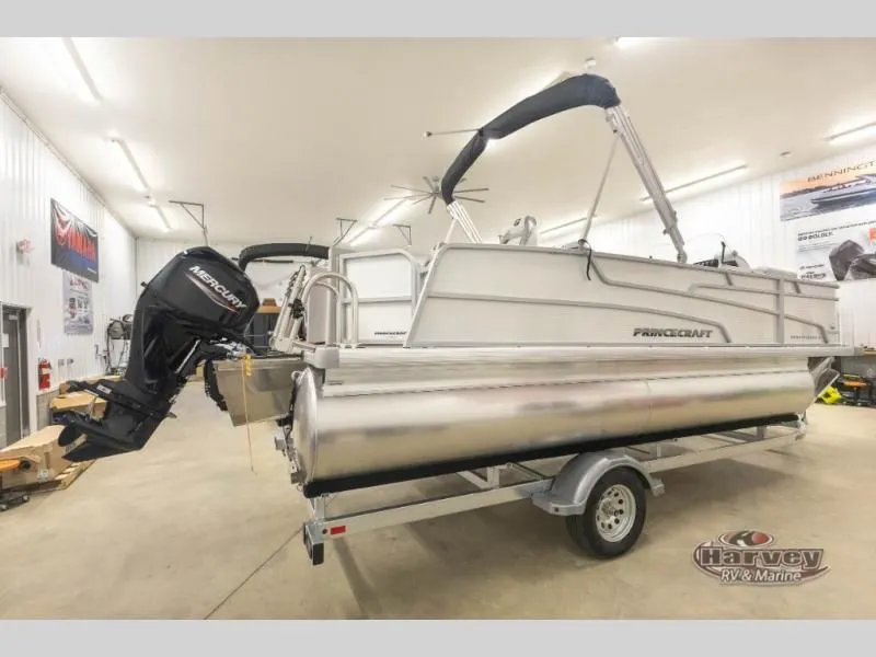 Slide: The Image of Sportfisher 21-4S 2026 - 8