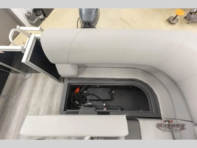 Slide: The Image of S Series 16 168SL 2026 - 15