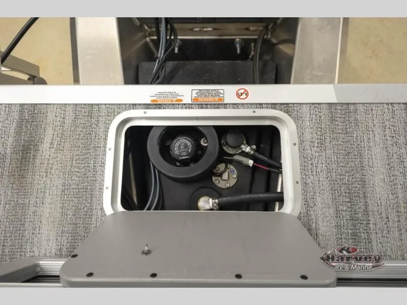 Slide: The Image of S Series 16 168SL 2026 - 16