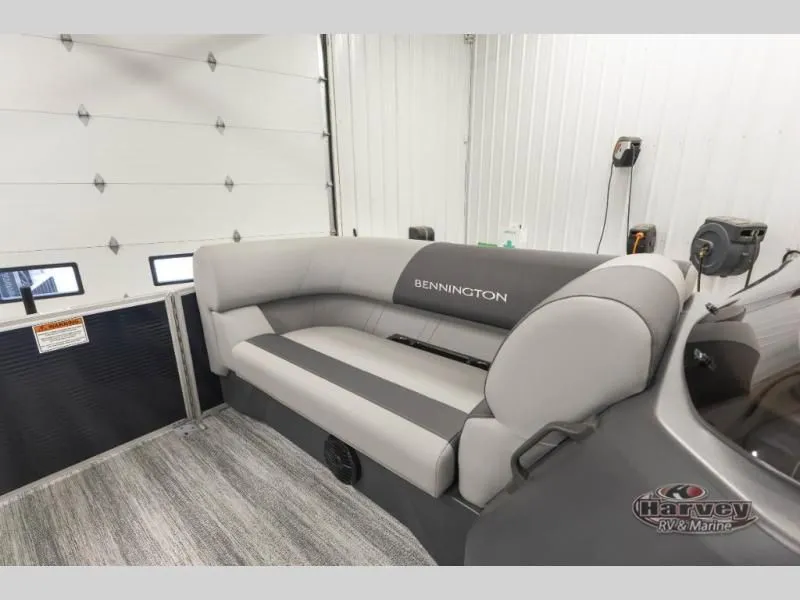 Slide: The Image of S Series 16 168SL 2026 - 22