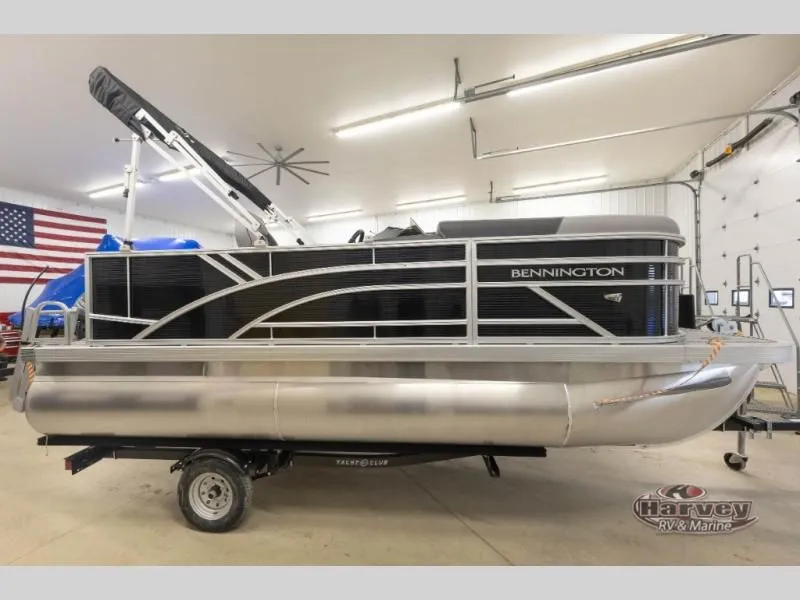 Slide: The Image of S Series 16 168SL 2026 - 4