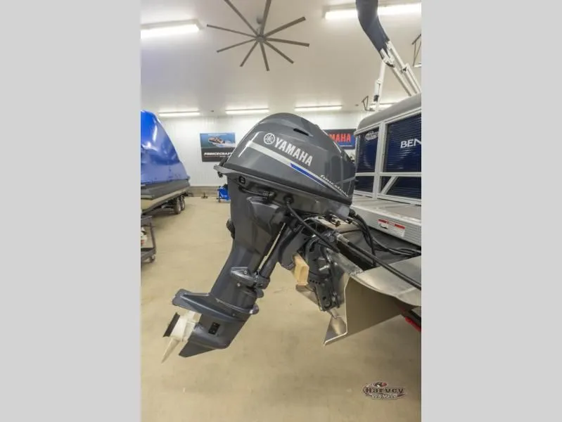 Slide: The Image of S Series 16 168SL 2026 - 5