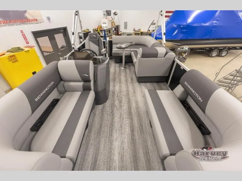 Slide: The Image of S Series 16 168SL 2026 - 9