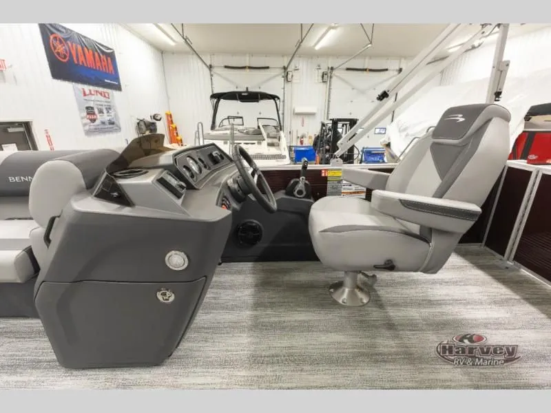 Slide: The Image of S Series 16 168SL 2026 - 19