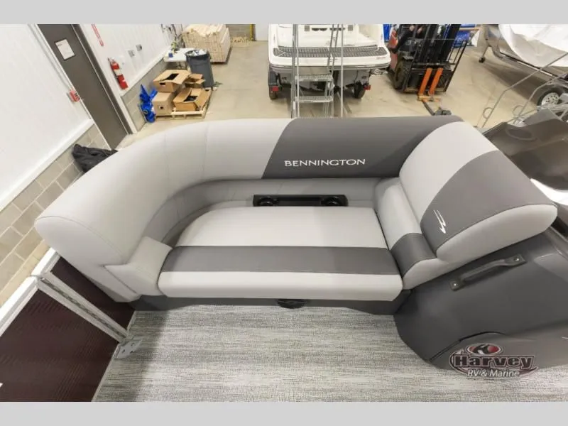 Slide: The Image of S Series 16 168SL 2026 - 24