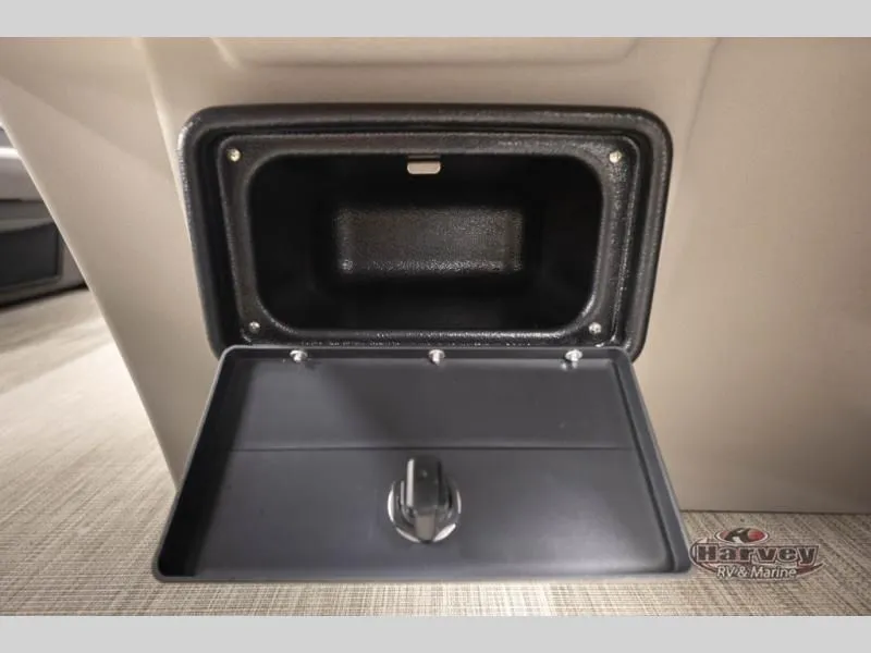 Slide: The Image of Vectra 21 RL 2026 - 26