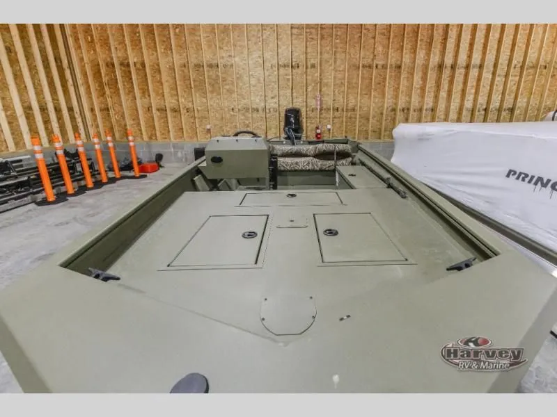 Slide: The Image of Predator 1760 SS 2025 - 3