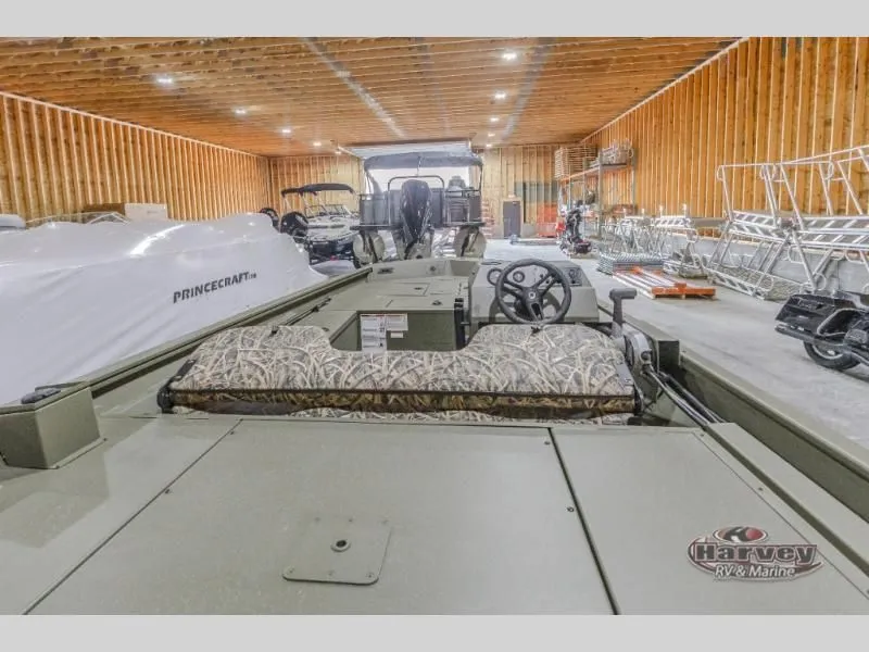 Slide: The Image of Predator 1760 SS 2025 - 5