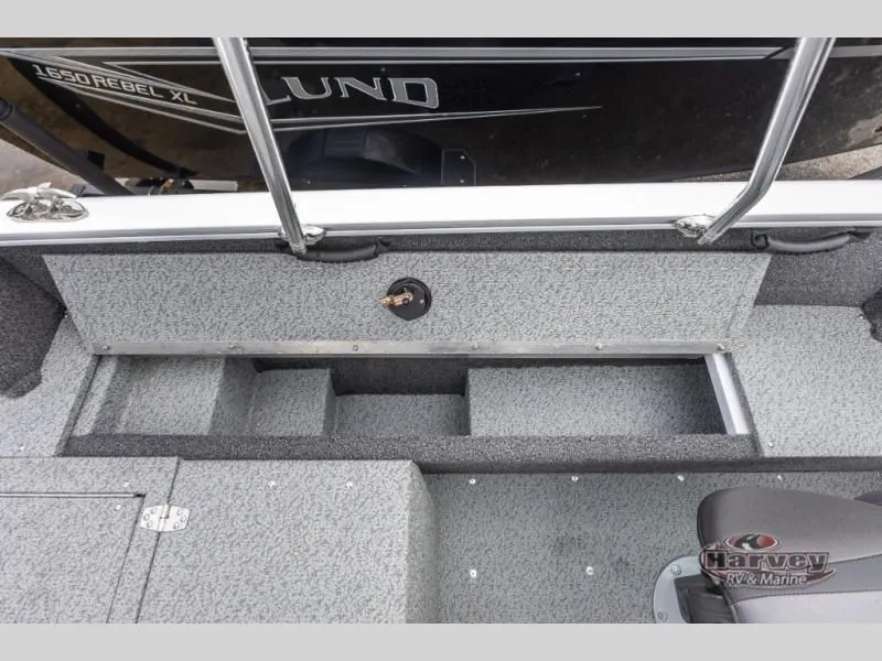 Slide: The Image of Rebel XL 1650 Sport 2025 - 14